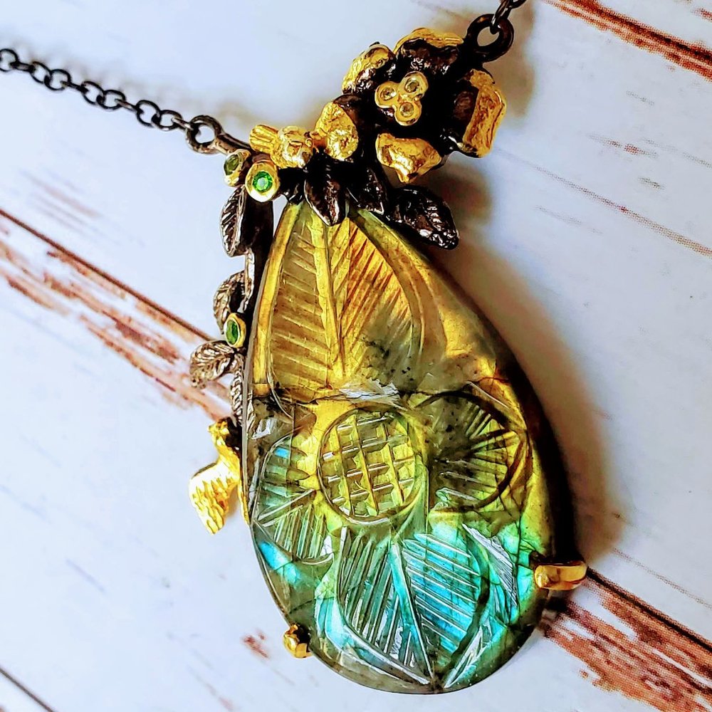Sterling & 14 kt Botanical Labradorite Pendent - Picture 4 of 5